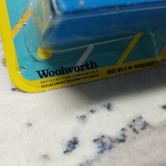 Tiny Teeny Figures - Picture 6 of 11